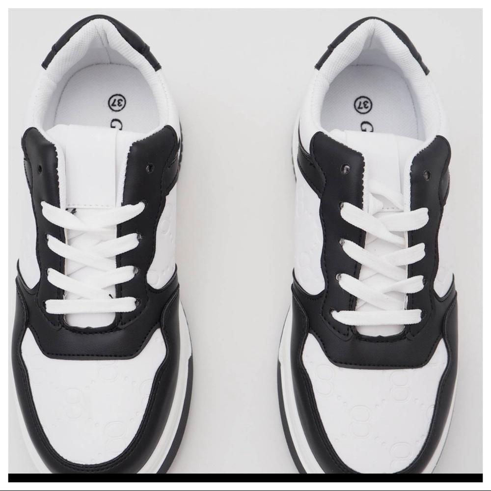 From Paris France! Most Hottest  Trend Black/White Stylish Wedged Sneakers - Picture 4 of 5